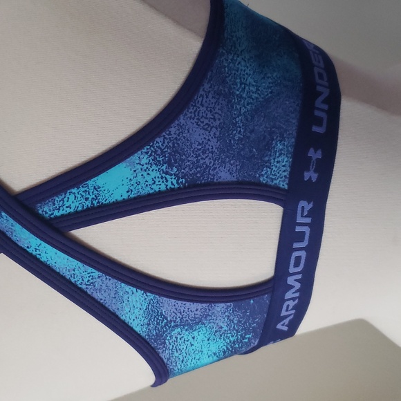 Under Armour NWT Girls YXL Sports Bra - Picture 2 of 9